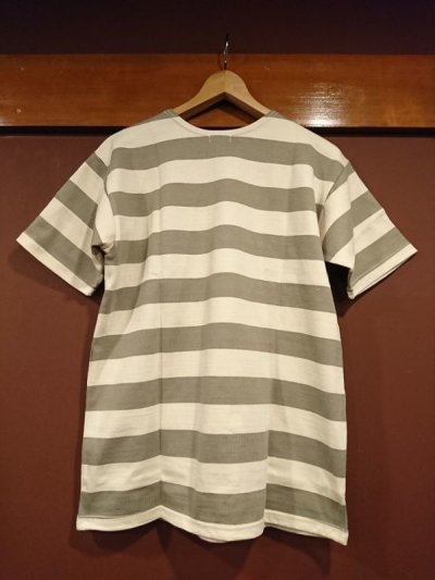 ベージュ×グレー