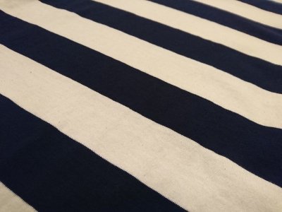 ナチュラル×ネイビー