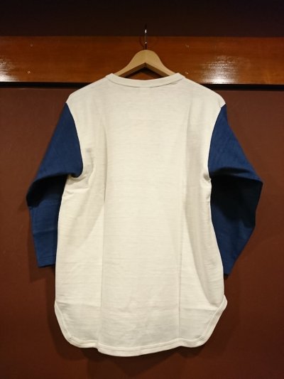 クリーム×ネイビー