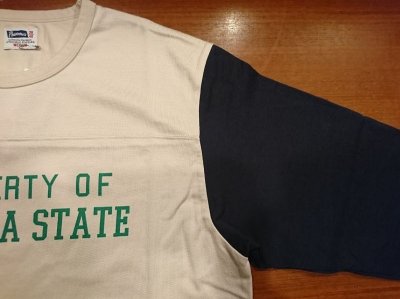 オフホワイト×ネイビー