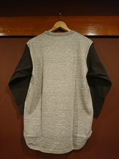 グレー×ブラック