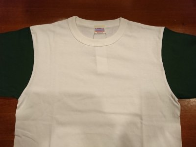 ホワイト×グリーン