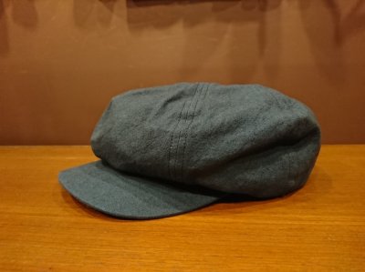 ネイビー